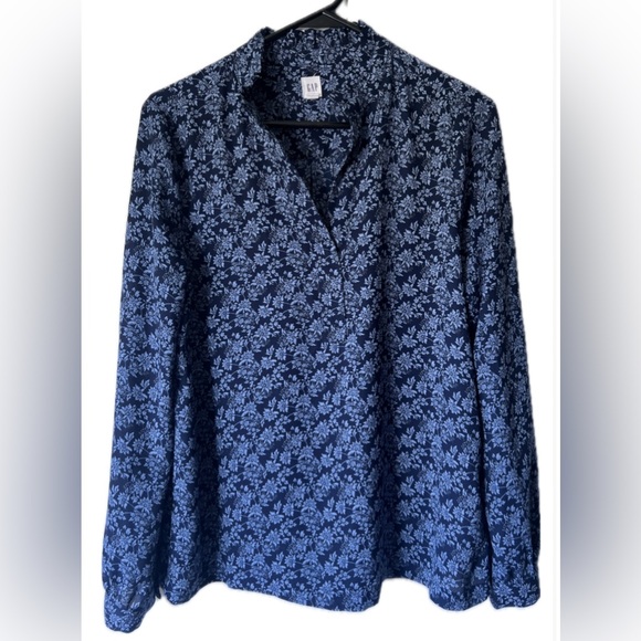 GAP Tops - GAP Ruffle Color Split Neck Floral Blouse - Women’s XS